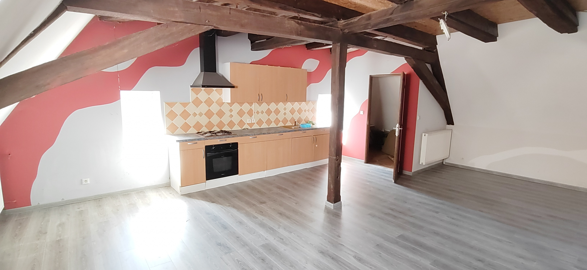 SARRALBE CENTRE - Appartement de type F4 - sous combles- 2 chambres - 98m2