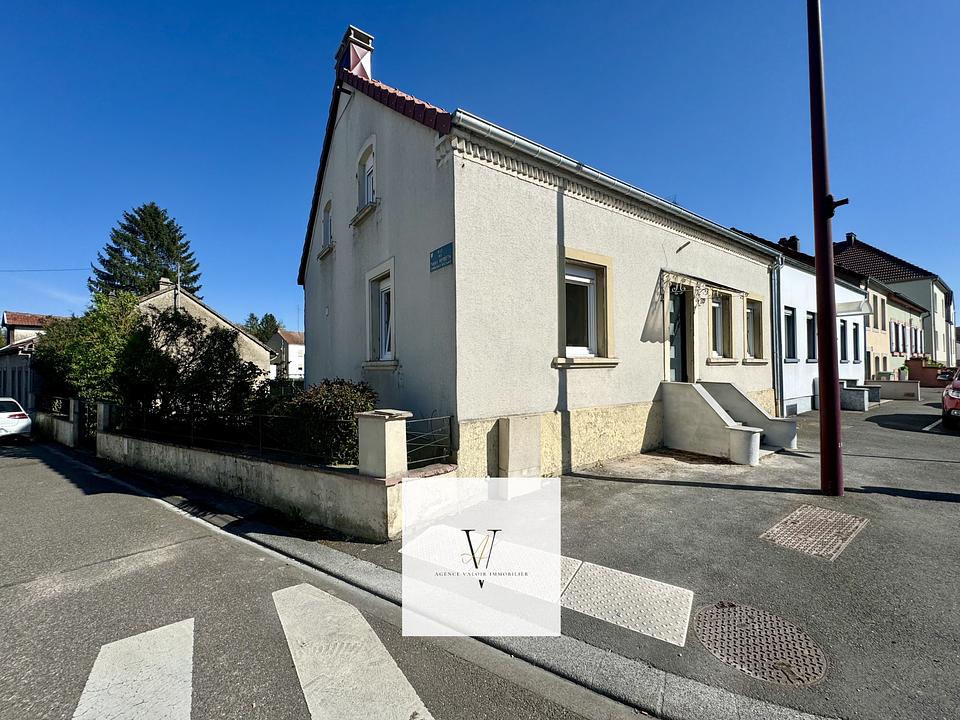 SARRALBE - Maison mitoyenne 90m2 - Toiture et fenêtres neuves