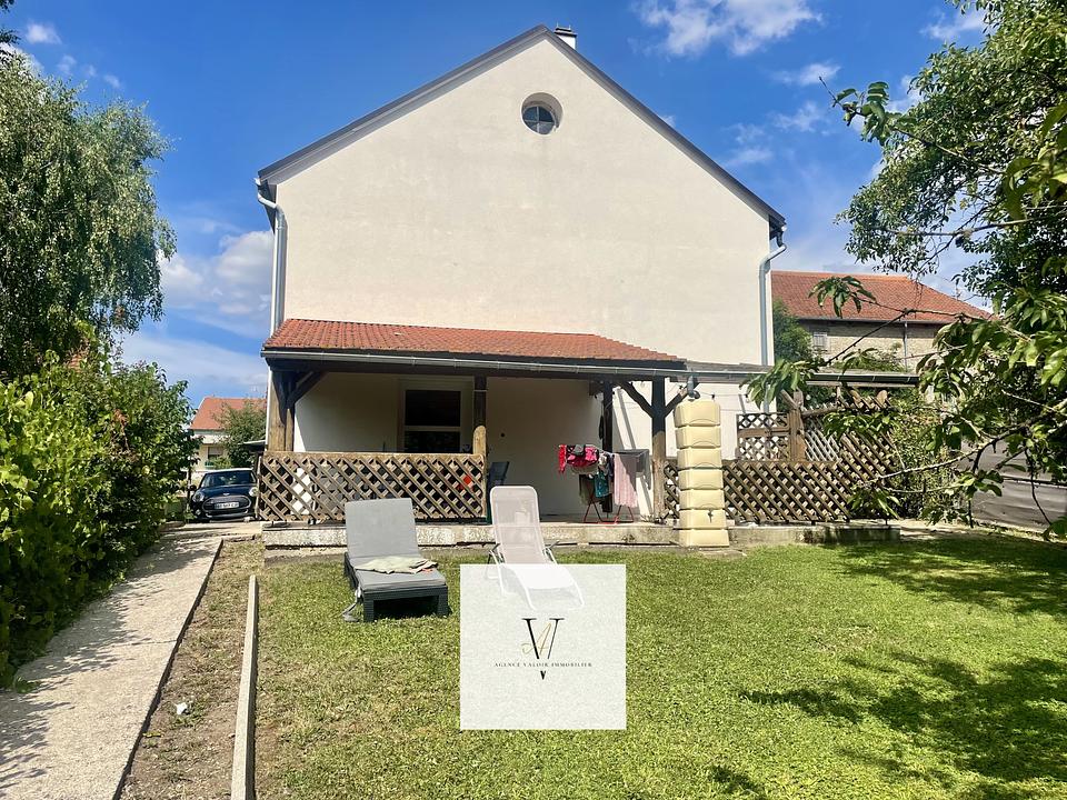 LE VAL-DE-GUÉBLANGE - Maison 7 pièces -191m2 - Possible Appartement Attenant.